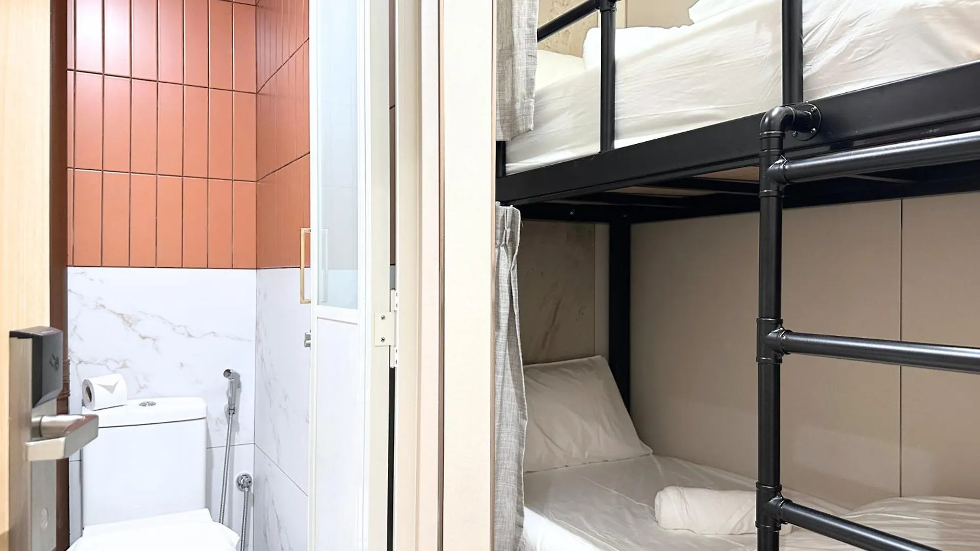***  Nest Hotel Singapour Singapour